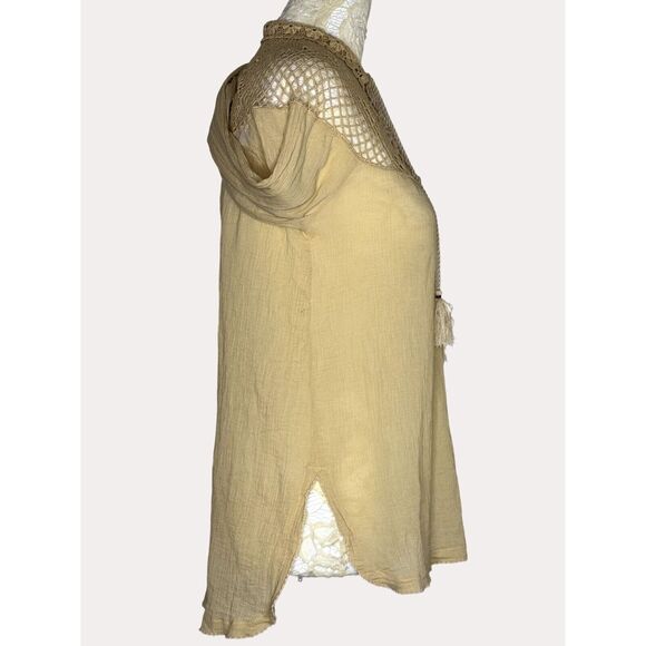 Free People The Island Crochet Lace High Neck Blouse Top Natural XS bv - Picture 5 of 11